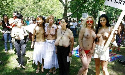 Hefty titties saggy moms