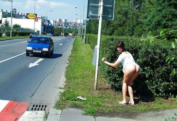 INEXPERIENCED CUTIE TEENAGER STRIPS ON THE STREET