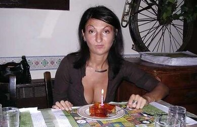 Elena ha tanta voglia di cazzo