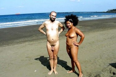 NUDE COUPLES