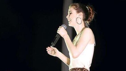 Lena Meyer-Landrut GEILES Unterhemd und Leopard-Rock
