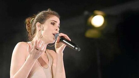 Lena Meyer-Landrut GEILES Unterhemd und Leopard-Rock