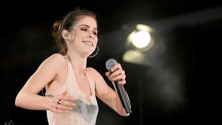 Lena Meyer-Landrut GEILES Unterhemd und Leopard-Rock