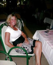 Ample bra-stuffers in hooter-sling