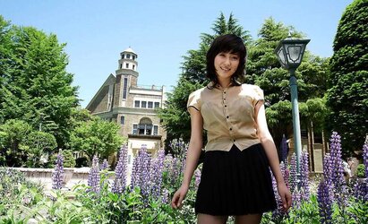Japanese Bathing Suit Stunners-Mikie Hara (four)