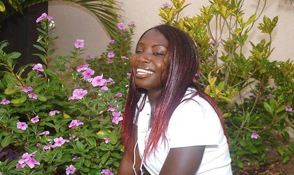 SUPER-SEXY DOLLS FROM GHANA