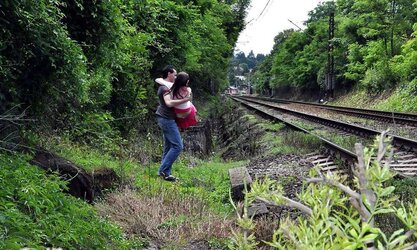 RAILWAY THE PLACE WONDERFUL MATURE MUMMY DOGGING TO SPUNK