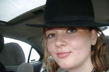 Tiny Mega-Bitch I Found On AdultPicShare