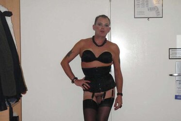 Sissy - DonnaslutTvUK