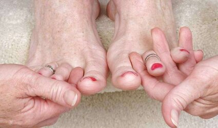 Mature Bombshell - Claretta