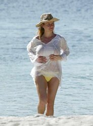 CELEBS - SUPER-FUCKING-HOT AND UBER-SEXY IV