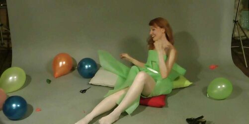 Redhead lean Lisa popping balloons