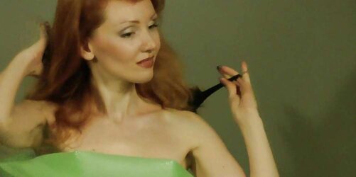 Redhead lean Lisa popping balloons