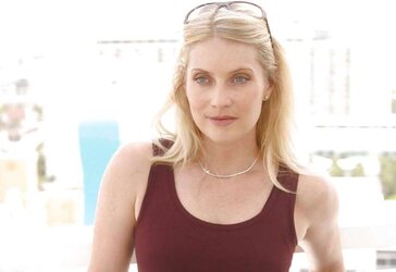 Emily Procter - Miamis light-haired CSI-Sweetie