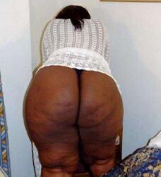 62 inch African SSBBW ARSE
