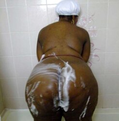 62 inch African SSBBW ARSE
