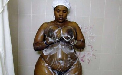 62 inch African SSBBW ARSE