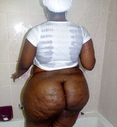 62 inch African SSBBW ARSE