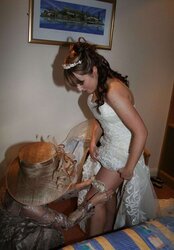 Wedding-Bride upskirt