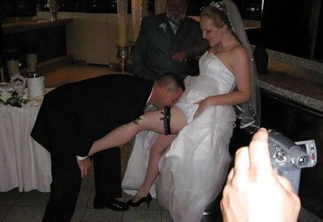 Wedding-Bride upskirt