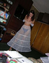 Wedding-Bride upskirt