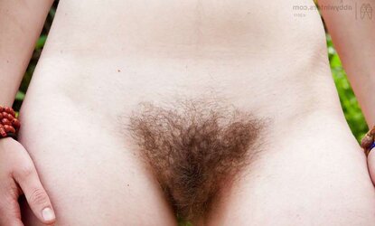 Hefty Bevy of Inborn femmes with unshaved enjoy lips