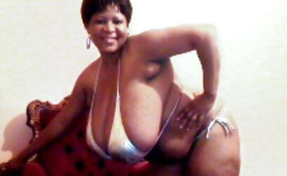PLUMPER Porno starlet webcam shot