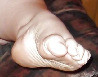 plumper Soles and Socks