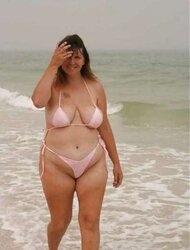 CHIX WITH THIGHS