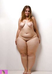 CHIX WITH THIGHS