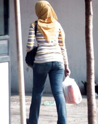 Muslim Nymphs ... Your Hijab Is So Taut!