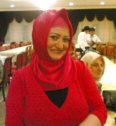 Muslim Nymphs ... Your Hijab Is So Taut!