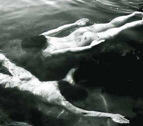 Erotic Enthusiasm under Water - Session