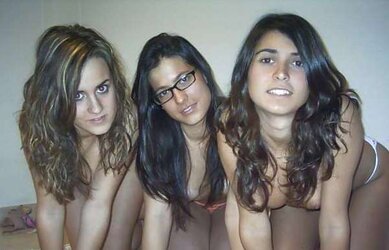 three Amigas tugas
