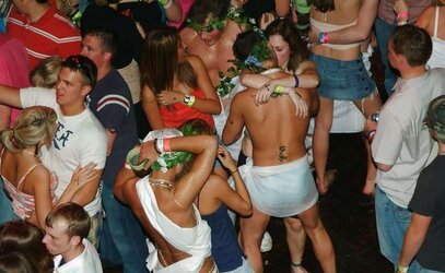 Mingle nude and boned in public