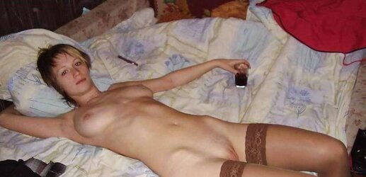 Bare Damsels of Random sort
