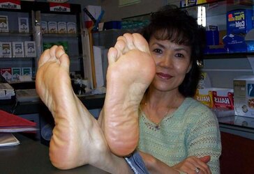 Mature soles and feet