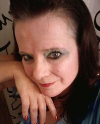 Just Uber-Sexy Mommy ....Non Porn