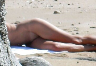 Chicks nudistes