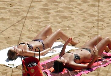 Chicks nudistes