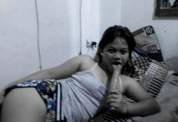 Asian chick gladys and her mum on webcam