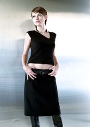 Nicole De Boer