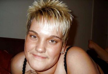 Katja, geile versaute fickschlampe.