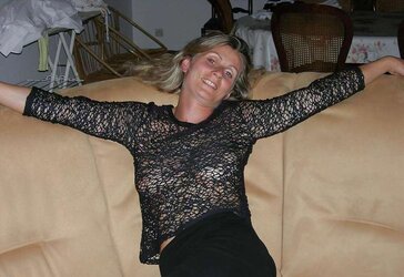 Mix Up mature damsels