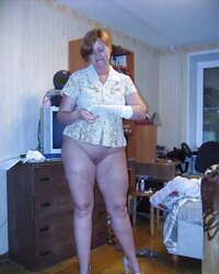 Giant grils gigantic thighs