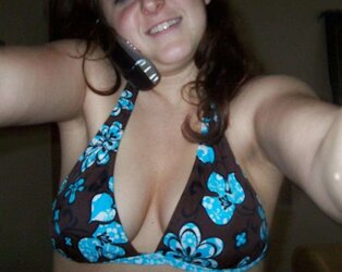 WONDERFUL TEENAGER GF DEMONSTRATING OFF