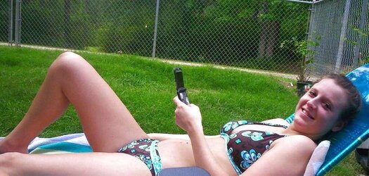 WONDERFUL TEENAGER GF DEMONSTRATING OFF