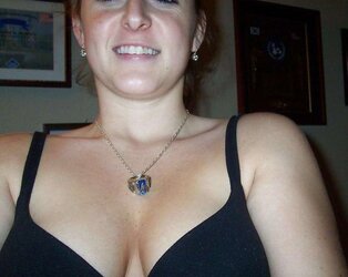 WONDERFUL TEENAGER GF DEMONSTRATING OFF