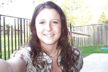 WONDERFUL TEENAGER GF DEMONSTRATING OFF