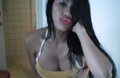Fake Titted Thai Hooker